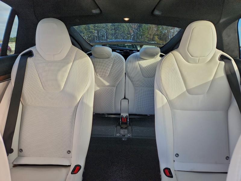 Фото 10 - TESLA MODEL X