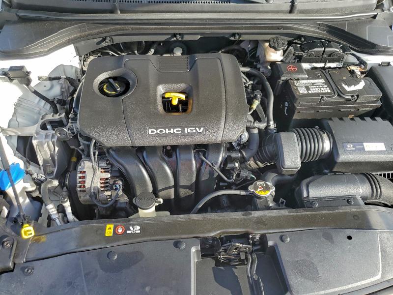 Фото 11 - HYUNDAI ELANTRA