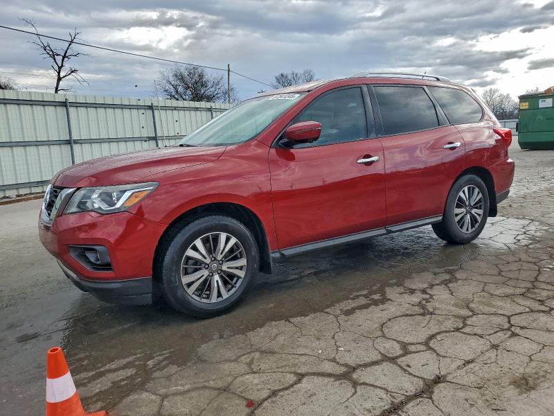 Фото 1 - NISSAN PATHFINDER