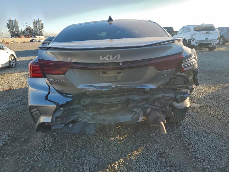 Фото 6 - KIA FORTE