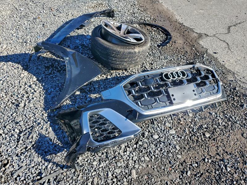 Фото 13 - AUDI SQ8