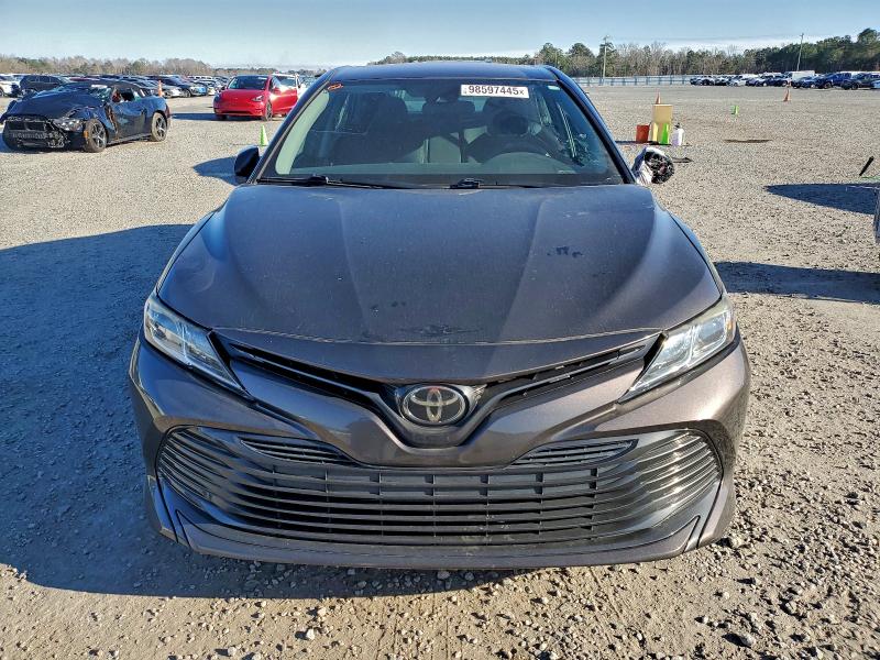 Фото 5 - TOYOTA CAMRY