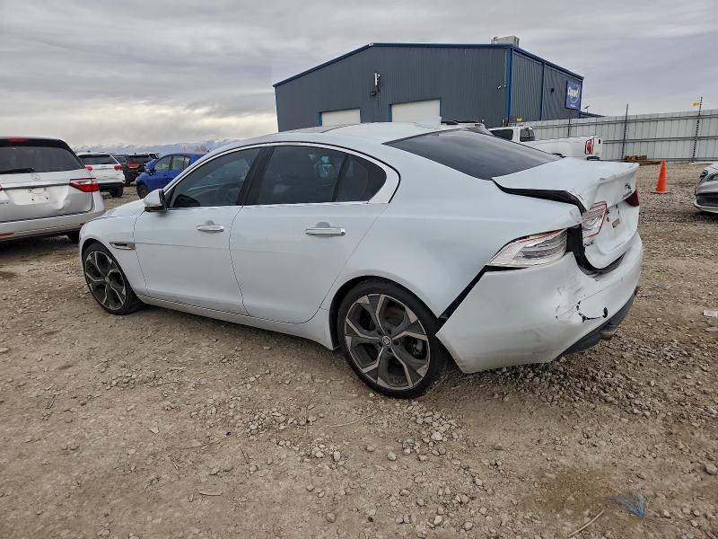 2017 JAGUAR XE