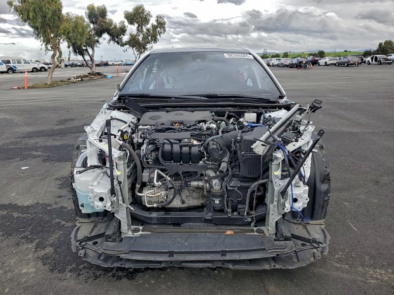 Фото 5 - TOYOTA CAMRY