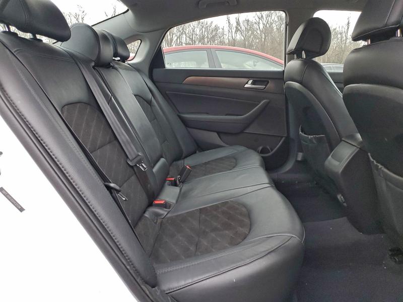 Фото 10 - HYUNDAI SONATA