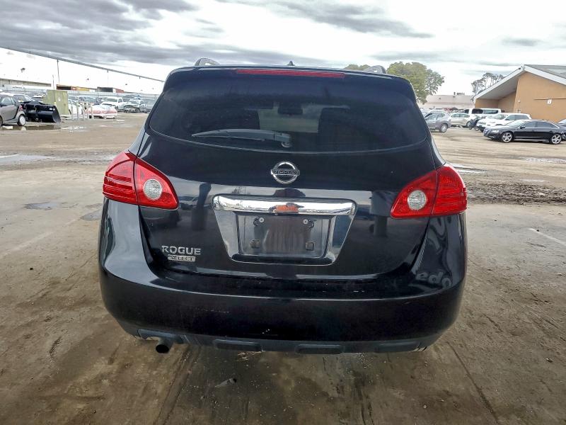 Фото 6 - NISSAN ROGUE