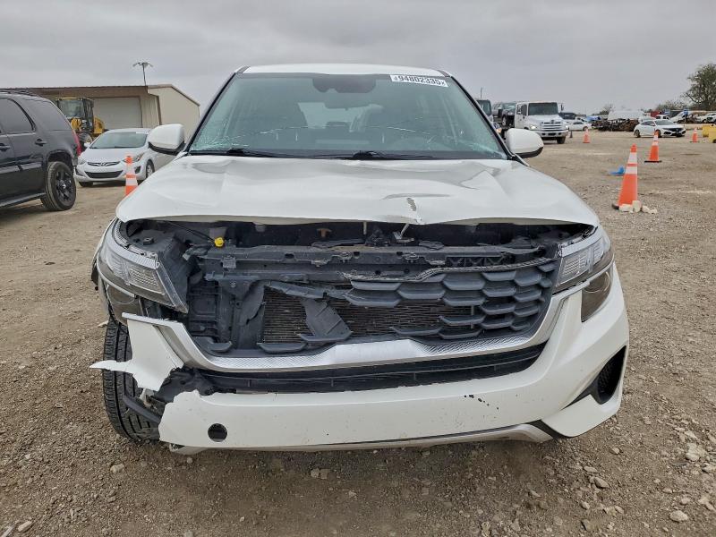 Фото 5 - KIA SELTOS