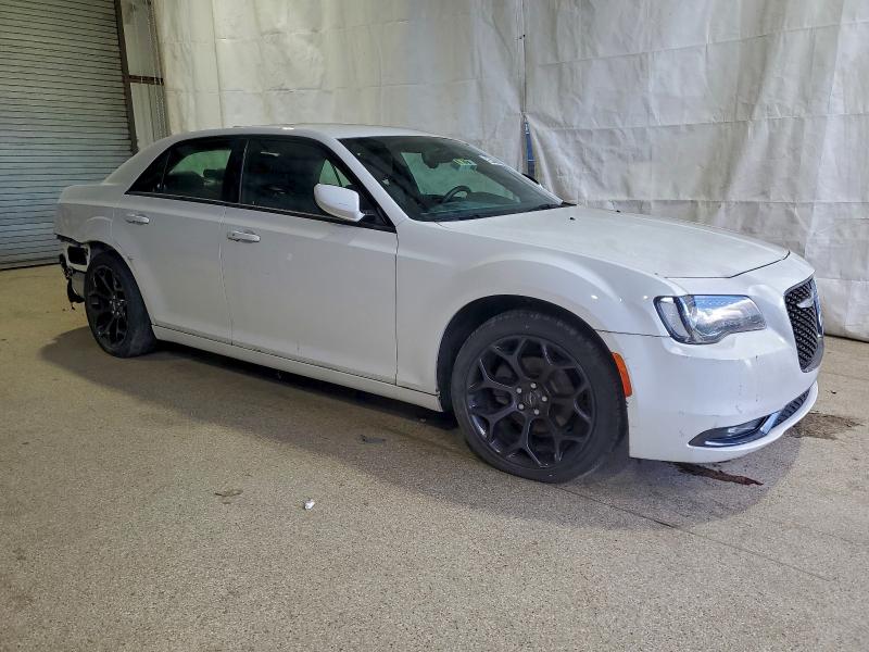 Фото 4 - CHRYSLER 300