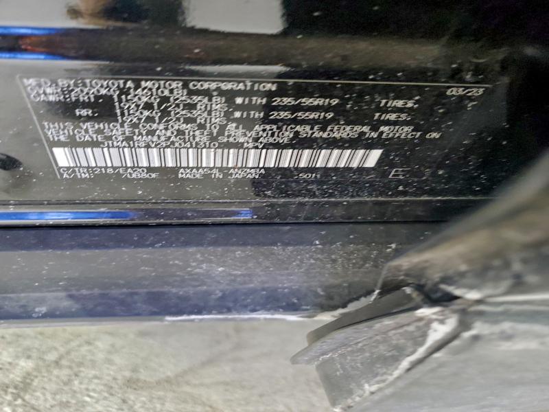 Фото 13 - TOYOTA RAV4