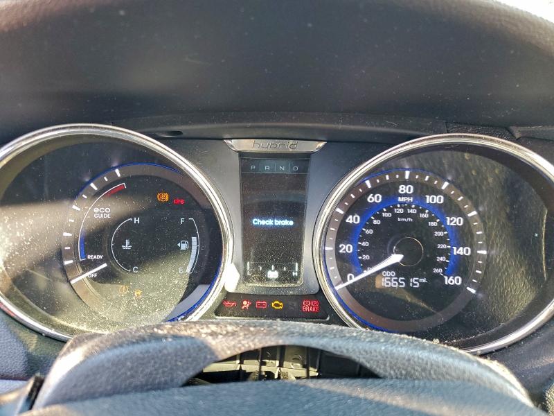 Фото 9 - HYUNDAI SONATA