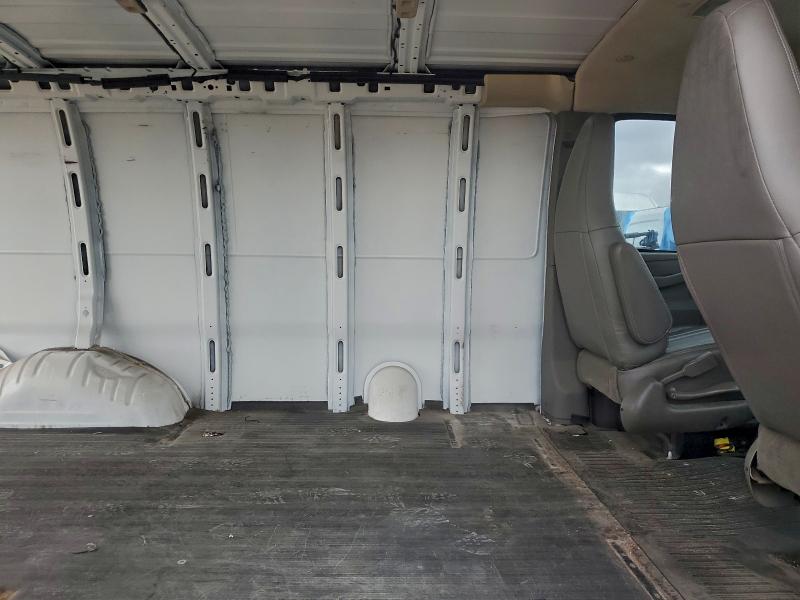 Фото 11 - GMC SAVANA