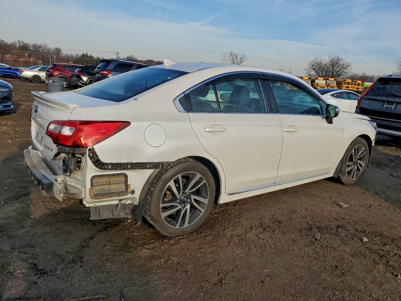 Фото 3 - SUBARU LEGACY