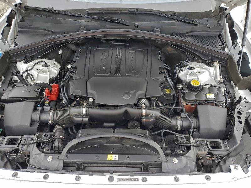 Фото 12 - JAGUAR F-PACE