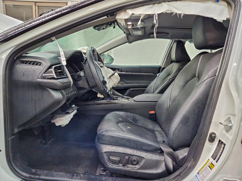 Фото 7 - TOYOTA CAMRY