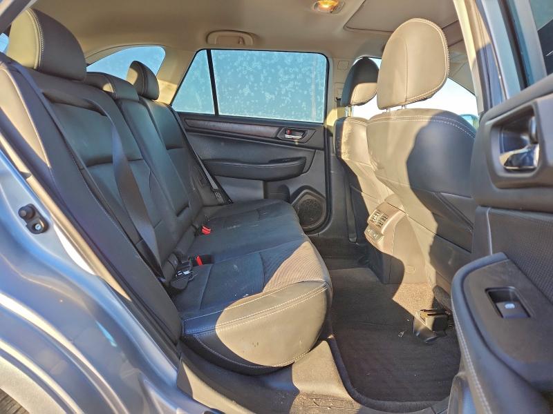 Фото 11 - SUBARU OUTBACK