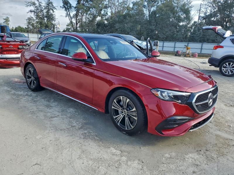 Фото 4 - MERCEDES-BENZ E-CLASS