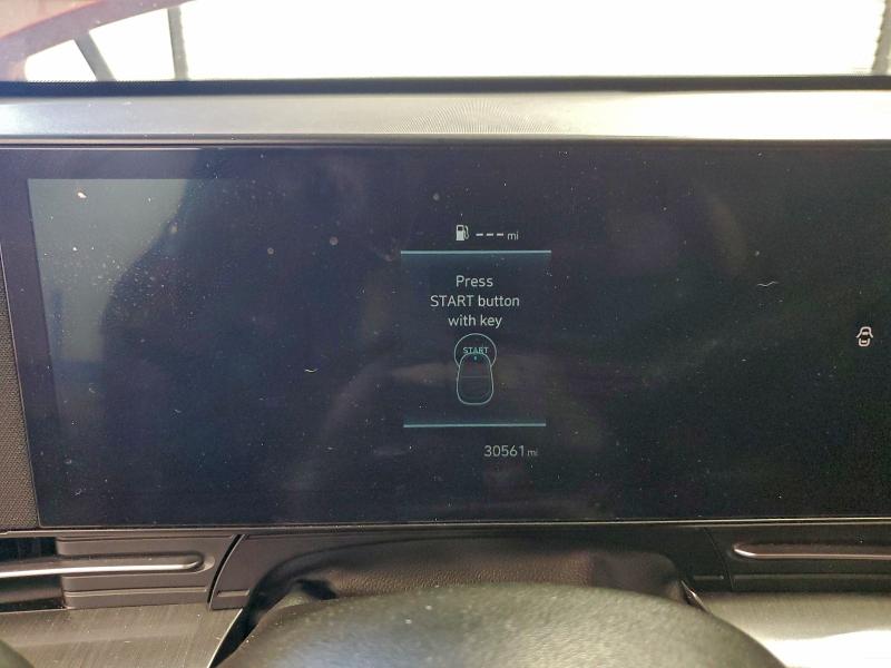 Фото 9 - HYUNDAI KONA