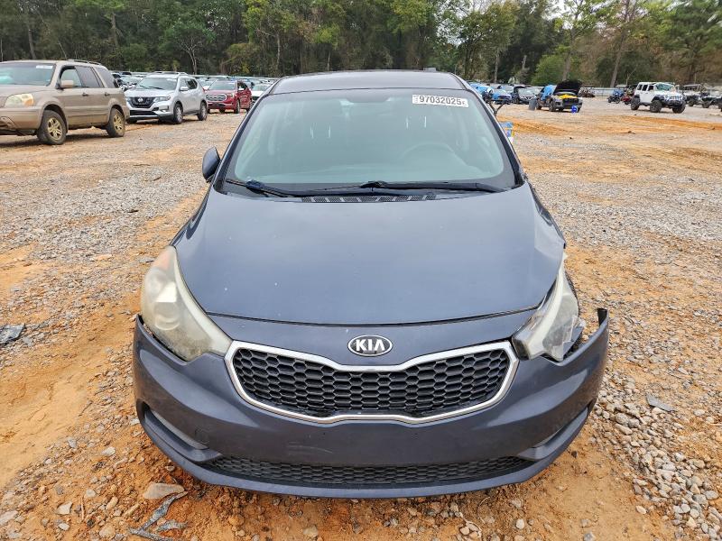 Фото 5 - KIA FORTE