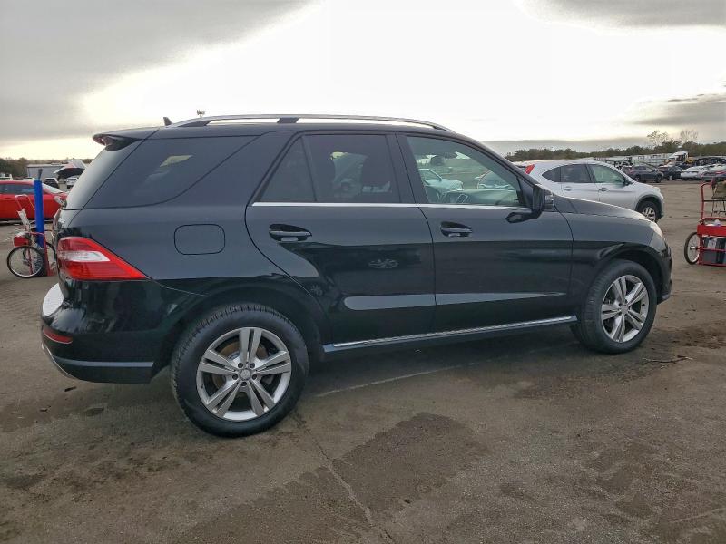 Фото 3 - MERCEDES-BENZ M-CLASS