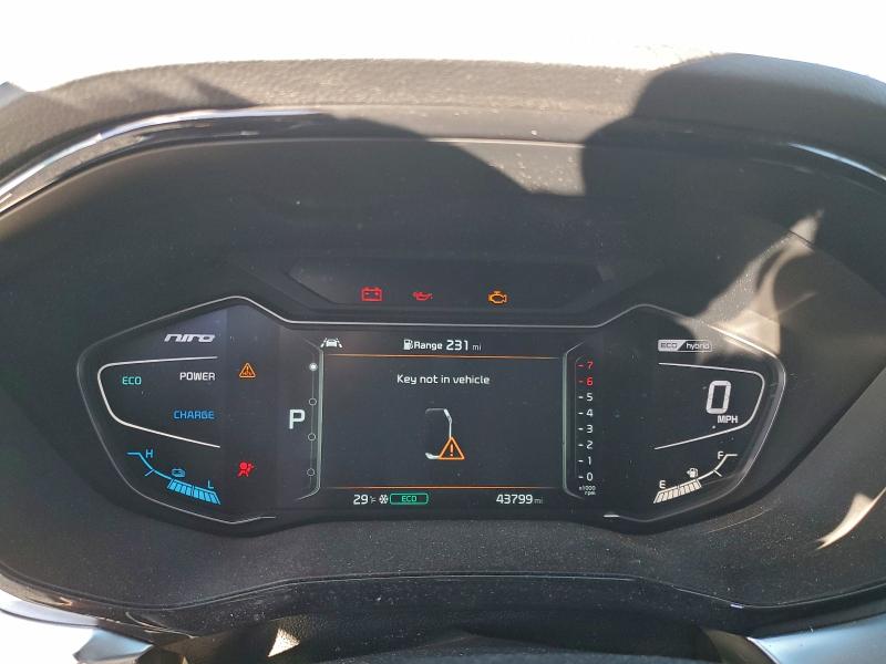 Фото 9 - KIA NIRO