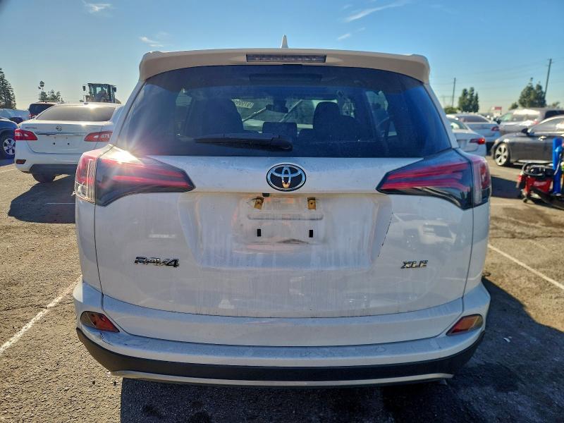 Фото 6 - TOYOTA RAV4