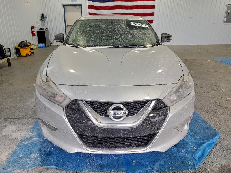 Фото 5 - NISSAN MAXIMA