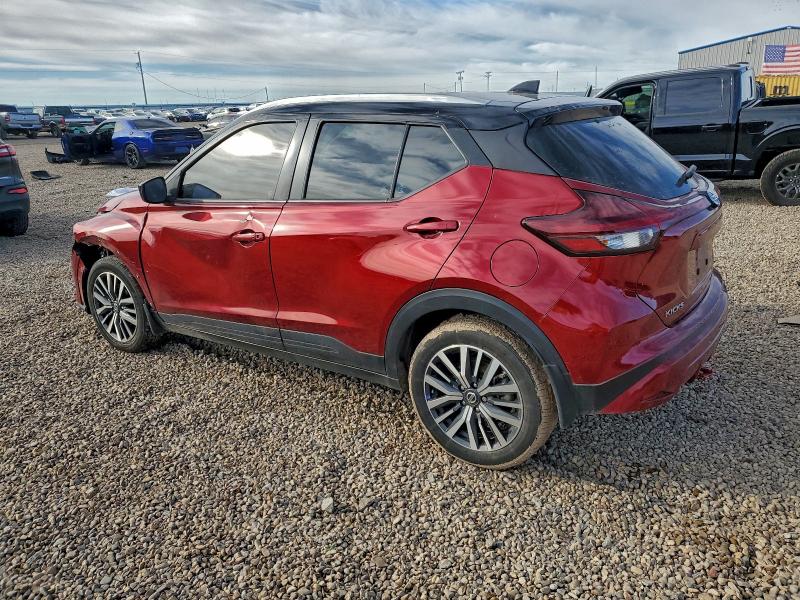 Фото 2 - NISSAN KICKS