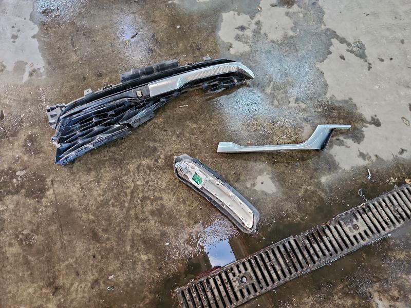 Фото 13 - KIA SELTOS