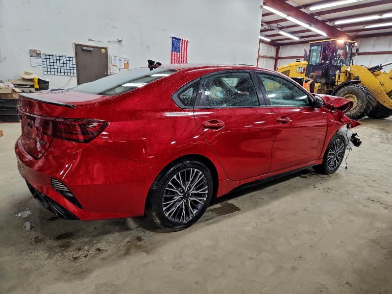 Фото 3 - KIA FORTE