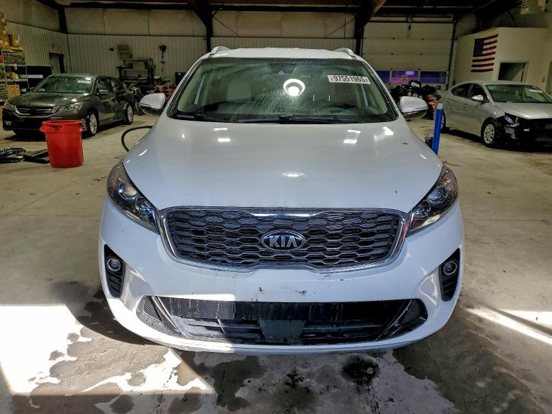 Фото 5 - KIA SORENTO