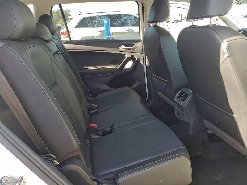 Фото 11 - VOLKSWAGEN TIGUAN