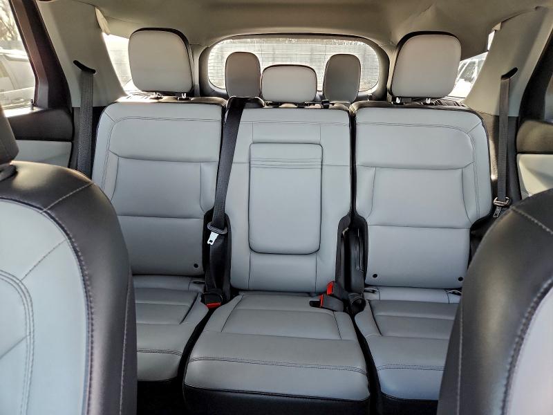 Фото 10 - FORD EXPLORER