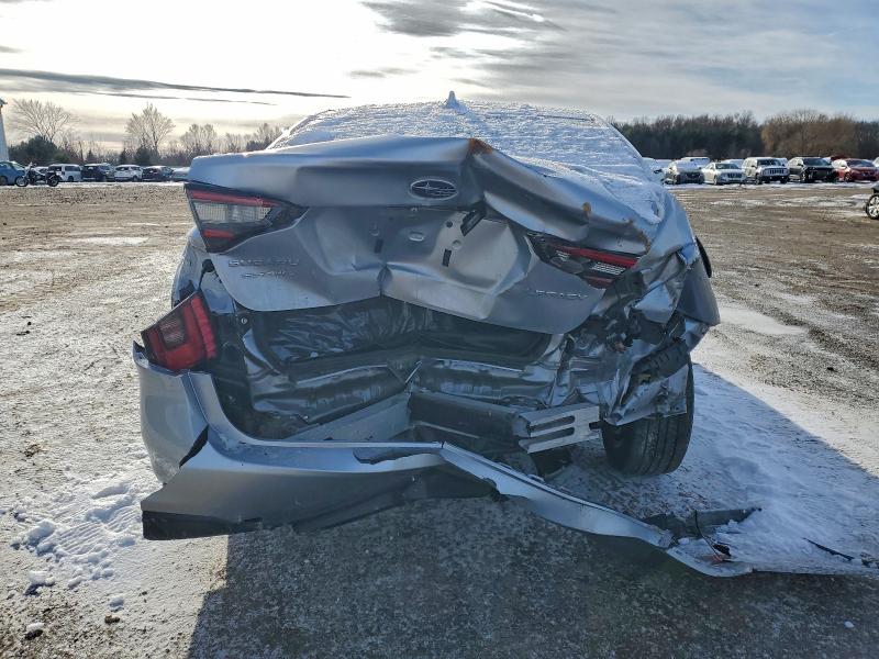 Фото 6 - SUBARU LEGACY