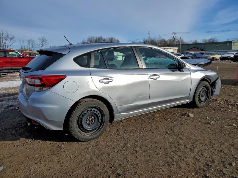 Фото 3 - SUBARU IMPREZA