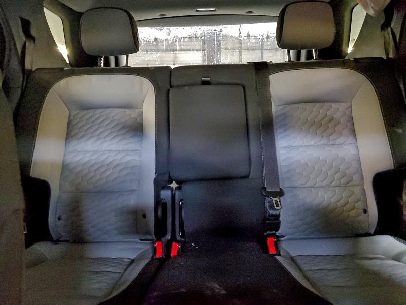 Фото 10 - CHEVROLET EQUINOX