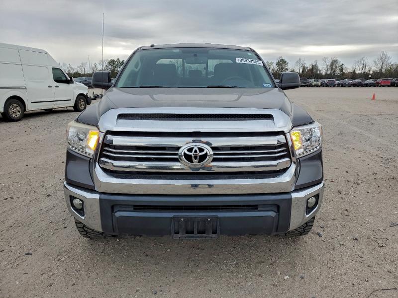Фото 5 - TOYOTA TUNDRA