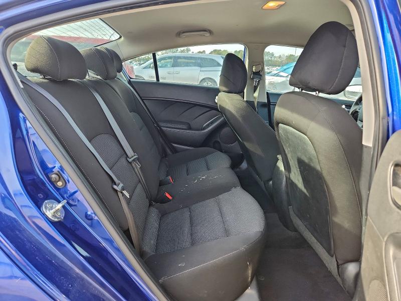 Фото 10 - KIA FORTE