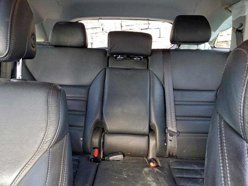 Фото 10 - KIA SORENTO