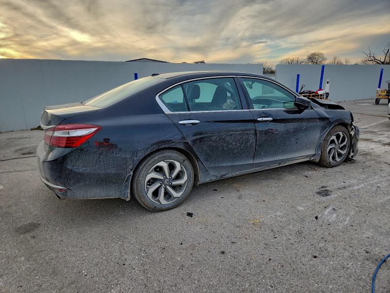 Фото 3 - HONDA ACCORD