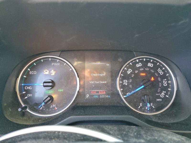 Фото 9 - TOYOTA RAV4