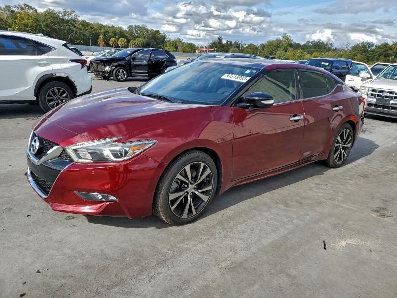 Фото 1 - NISSAN MAXIMA