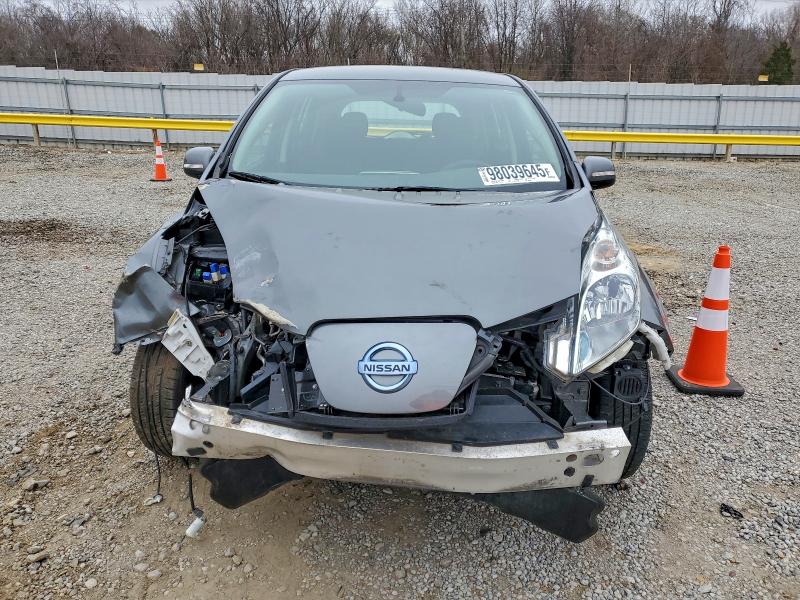 Фото 5 - NISSAN LEAF