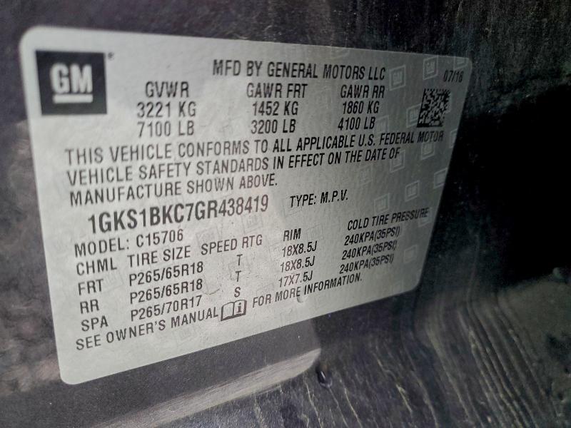 Фото 14 - GMC YUKON