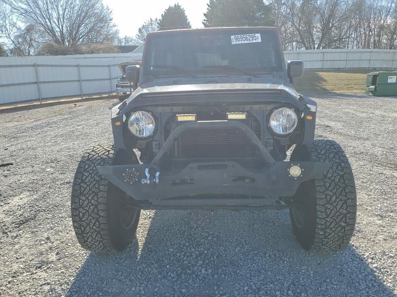 Фото 5 - JEEP WRANGLER