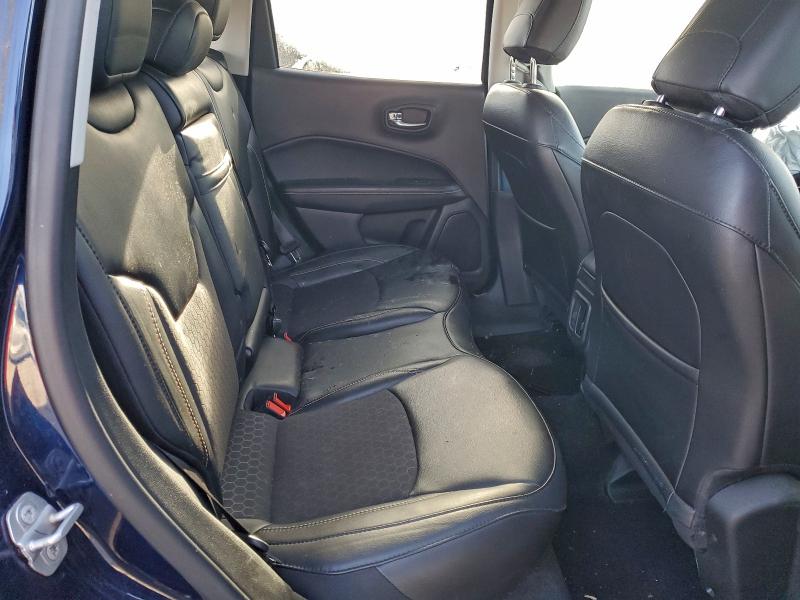 Фото 11 - JEEP COMPASS