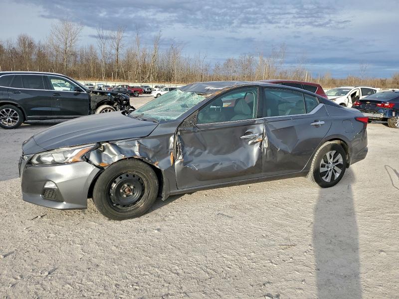 Фото 1 - NISSAN ALTIMA