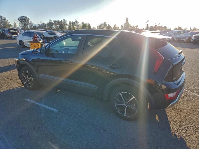 Фото 2 - KIA NIRO