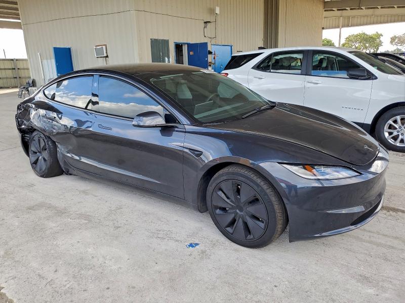 Фото 4 - TESLA MODEL 3