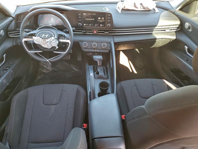 Фото 8 - HYUNDAI ELANTRA