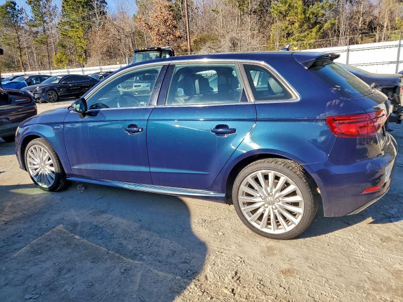 Фото 2 - AUDI A3